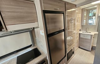 Mercedes-Benz Thor Tiberon 24FB