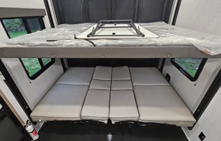 2024 GD Momentum 320G Bunkhouse/toyhauler patio!