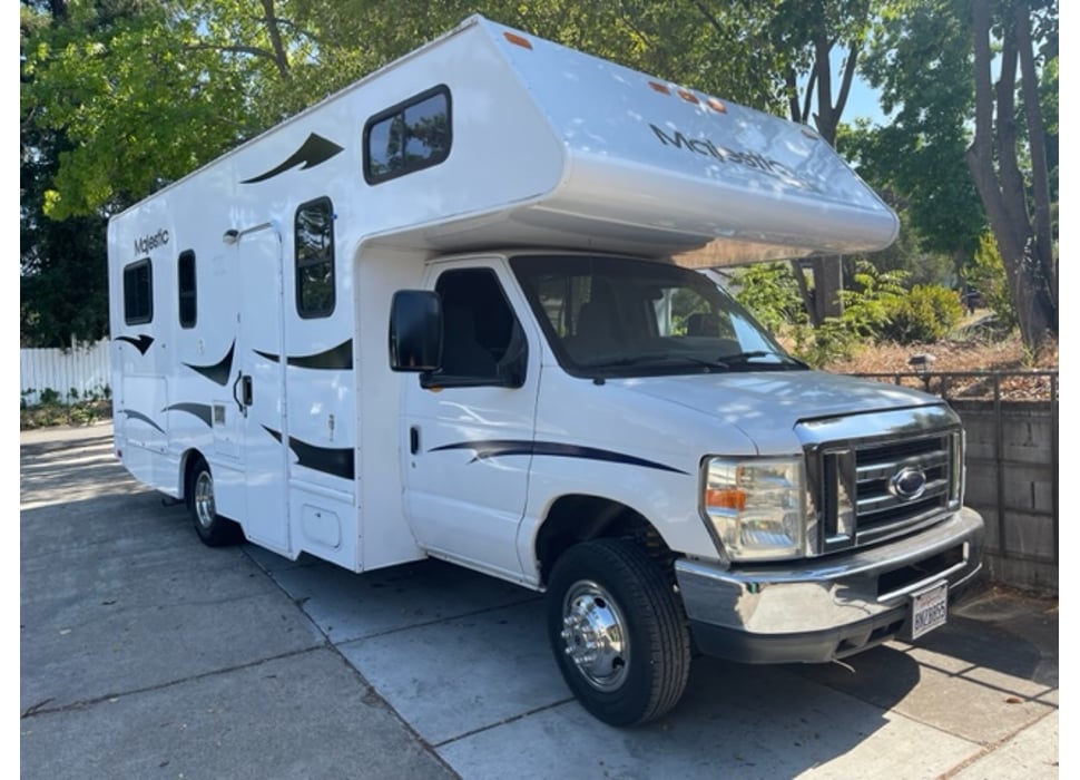 Class C Motor Home rentals in Las Vegas