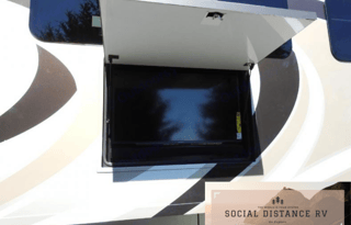 Home on the Road - 37ft Luxury RV