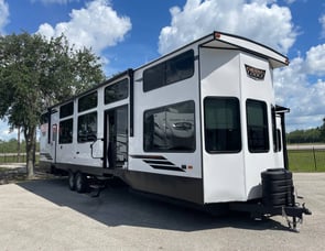 Forest River RV Wildwood Grand Lodge 42VIEW