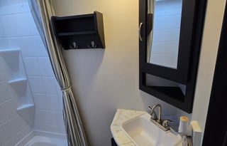 AR's 2022 coachmen freedom express 258bhs