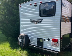 Forest River RV Wildwood X-Lite 19DBXL