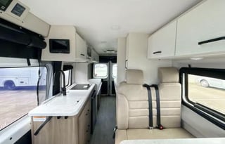 B01 - Thor Twist Van - The RV Rental Factory