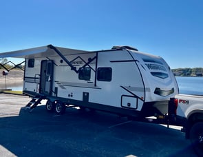 Winnebago Minnie 2801BHS