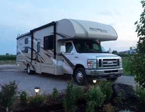 Thor Motor Coach Freedom Elite 30FE