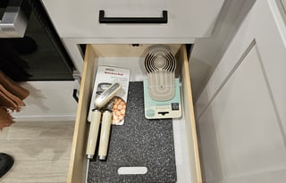 Amber and Jason's Comfy Keystone