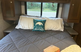 "Neverland" A family friendly 2017 Bunkhouse!