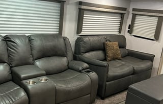 2022 Winnebago Industries Towables Minnie 2801BHS