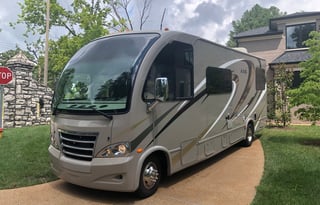2016 Thor Motor Coach Axis 25.2