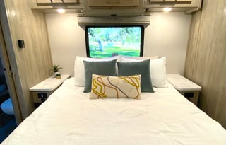 2021 Coachmen RV Mirada 35BH