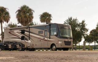 Mirada 1 | Unlimited Mileage & Generator Use