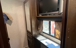 The Crow’s Nest, Family Friendly, Trailer Rental