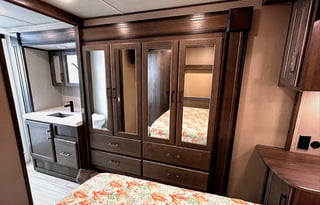 2022 Grand Design Solitude S-Class 3550BH