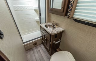 Perfect size for National Parks & fully equipped.