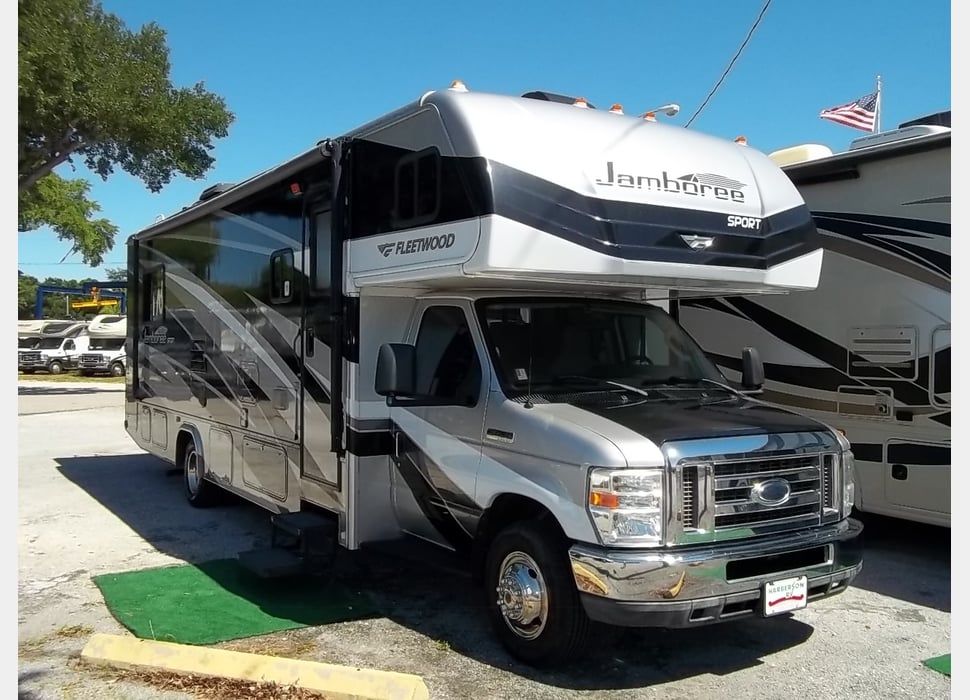 Class C Motor Home rentals in Cottonwood