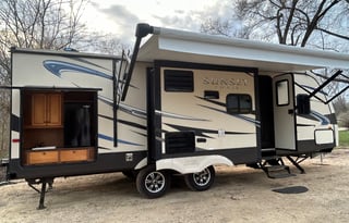 CrossRoads RV Sunset Trail Reserve SF26RB