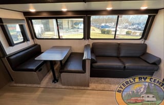 2021 Keystone Hideout 318BR **DELIVERY AVAILABLE**