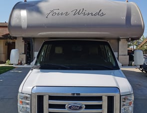Thor Motor Coach Four Winds 28A