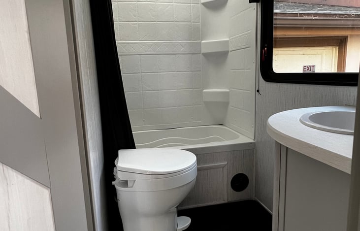 Bathroom with shower/tub combo