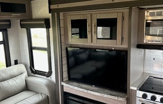 2021 CrossRoads RV Sunset Trail SS330SI
