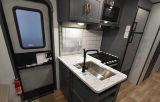 2022 Keystone Bullet 287QBS