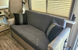 Bunkhouse Bliss: Perfect for Family Getaways