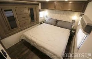 2021 Forest River RV Sabre 37FLL