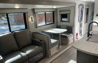 Pet Friendly 2024 Aurora