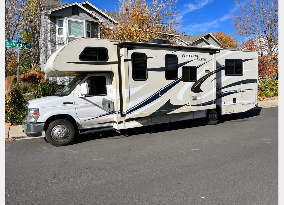 Class C Motor Home rentals in Colorado Springs