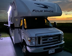 Thor Motor Coach Four Winds 22E