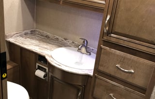 2020 Fleetwood RV Bounder 35K