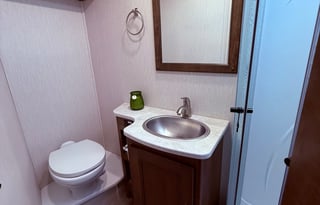 2021 Coachmen RV Encore 325SS