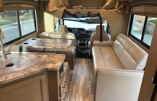 2022 Thor Motor Coach Four Winds 26B