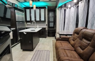 2019 Grand Design Momentum 397TH