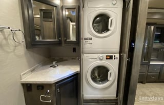 Best Class A Gas Luxury Motorhome-Family Vacation