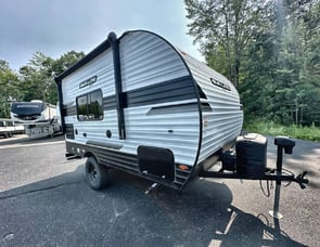 Sun Lite 16BH Sun Lite 16BH — Easy-Tow Family Camper, Sleeps 4 Sun Lite 16BH