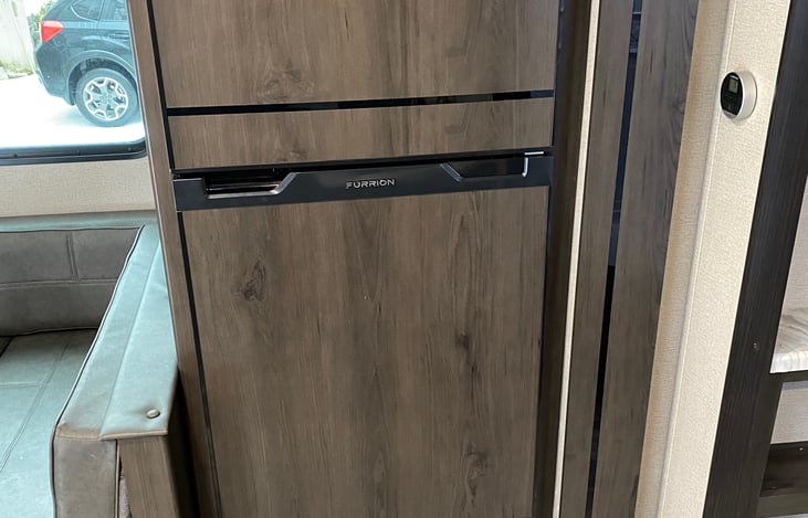 12V 8 cu. ft. Refrigerator