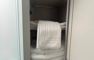 Luxury new spacious camper near Myakka State Park