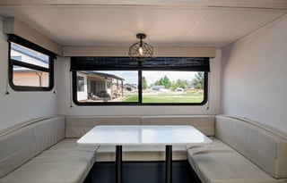 2025 Avenger with Bunks (BRAND NEW)-Delivery Only