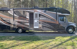 2012 Jayco Seneca 36FK