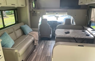 2023 Thor Motor Coach Freedom Elite 30FE