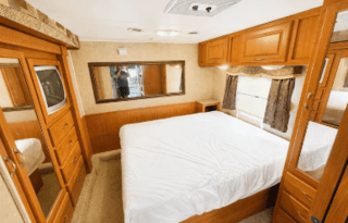 2008 Damon Daybreak GMI2829