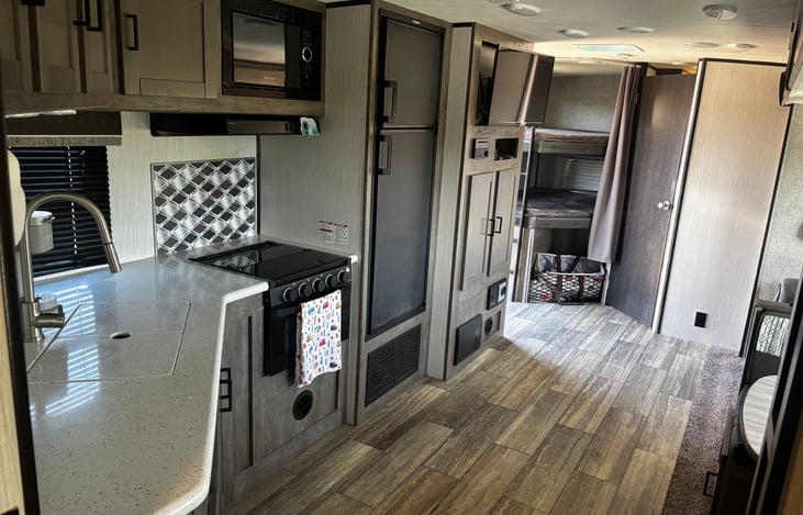 Full Sink, Oven, Microwave, and range