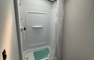 2022 Springdale 28ft Bunkhouse - Solar/Inverter