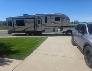 Prime Time RV Crusader LITE 28RL