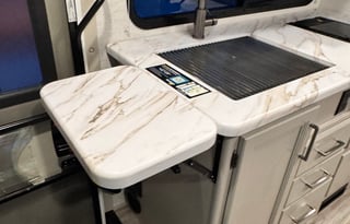 2025 Thor Four Winds 25z