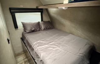 2018 Pacific Coachworks Rage'n 22EX