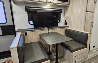 Cotter's Camper - Pet Friendly!