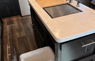 2022 Jayco North Point HAL656